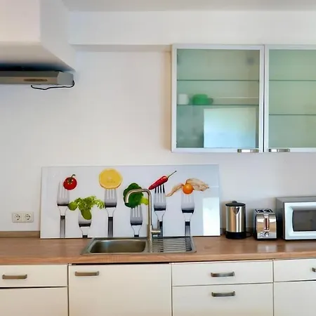 Helle Kellerwohnung Im Gruenen Mit Sauna Daire *