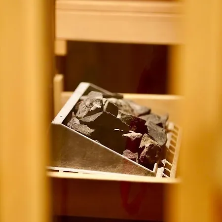 Daire Helle Kellerwohnung Im Gruenen Mit Sauna