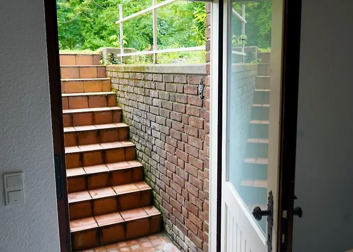 Helle Kellerwohnung Im Grünen Mit Sauna *